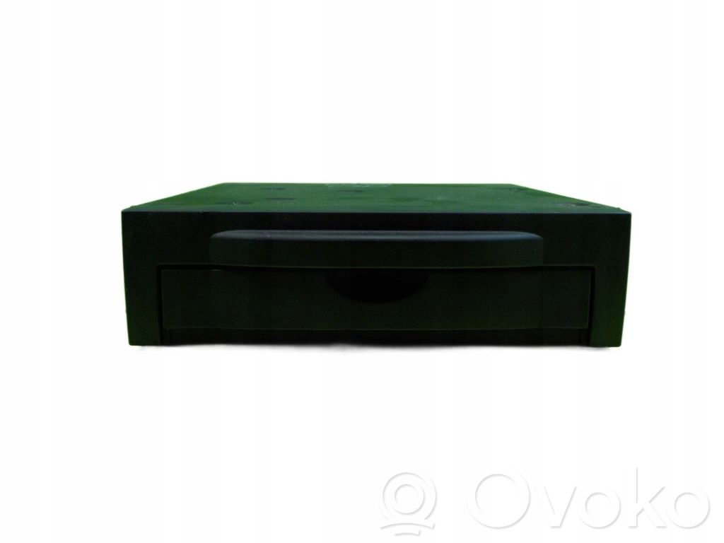 Volvo C30 Unidad delantera de radio/CD/DVD/GPS 