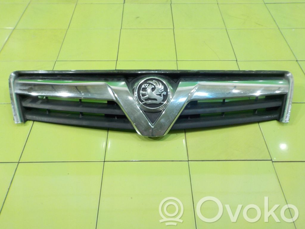 Opel Antara Etupuskurin ylempi jäähdytinsäleikkö 