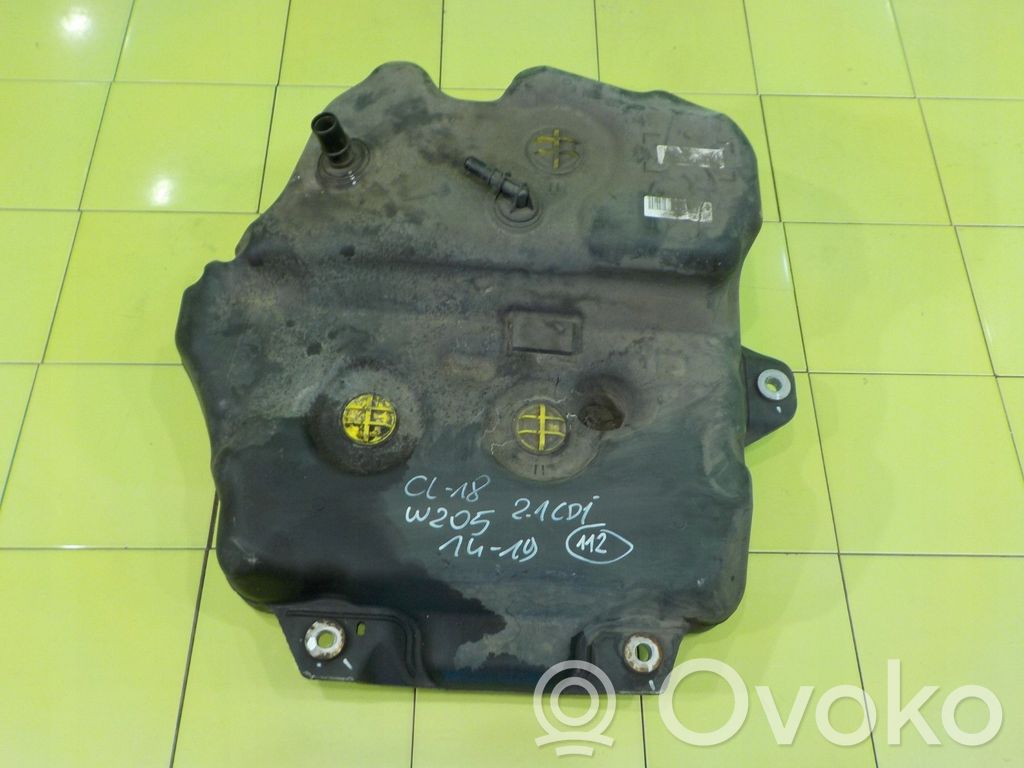 Mercedes-Benz C W205 AdBlue liquid reservoir 