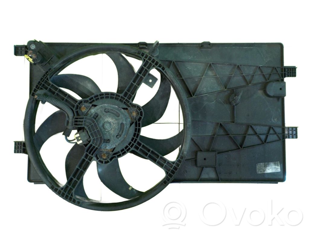 Fiat Fiorino Ventilatoru komplekts 