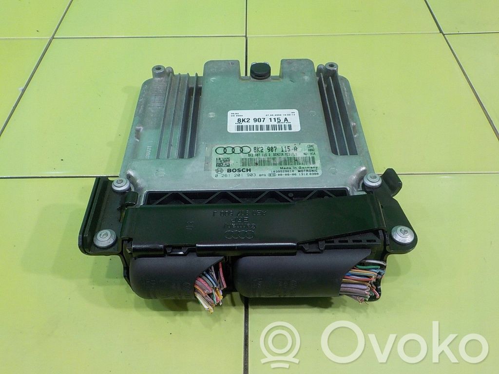 Audi A5 8T 8F Moottorin ohjainlaite/moduuli 