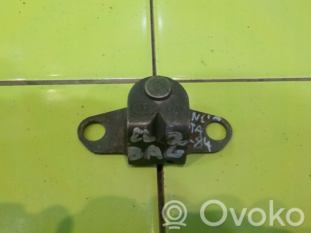 Lancia Beta Tailgate lock loop/hook striker 