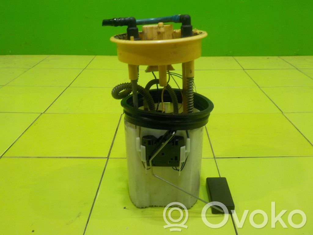 Audi A1 Bomba interna de combustible 