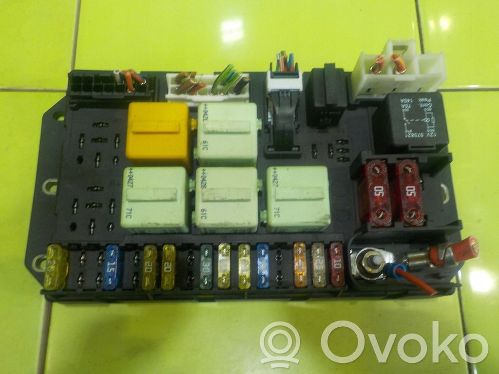 Land Rover Range Rover L322 Ящик предохранителей (комплект) 