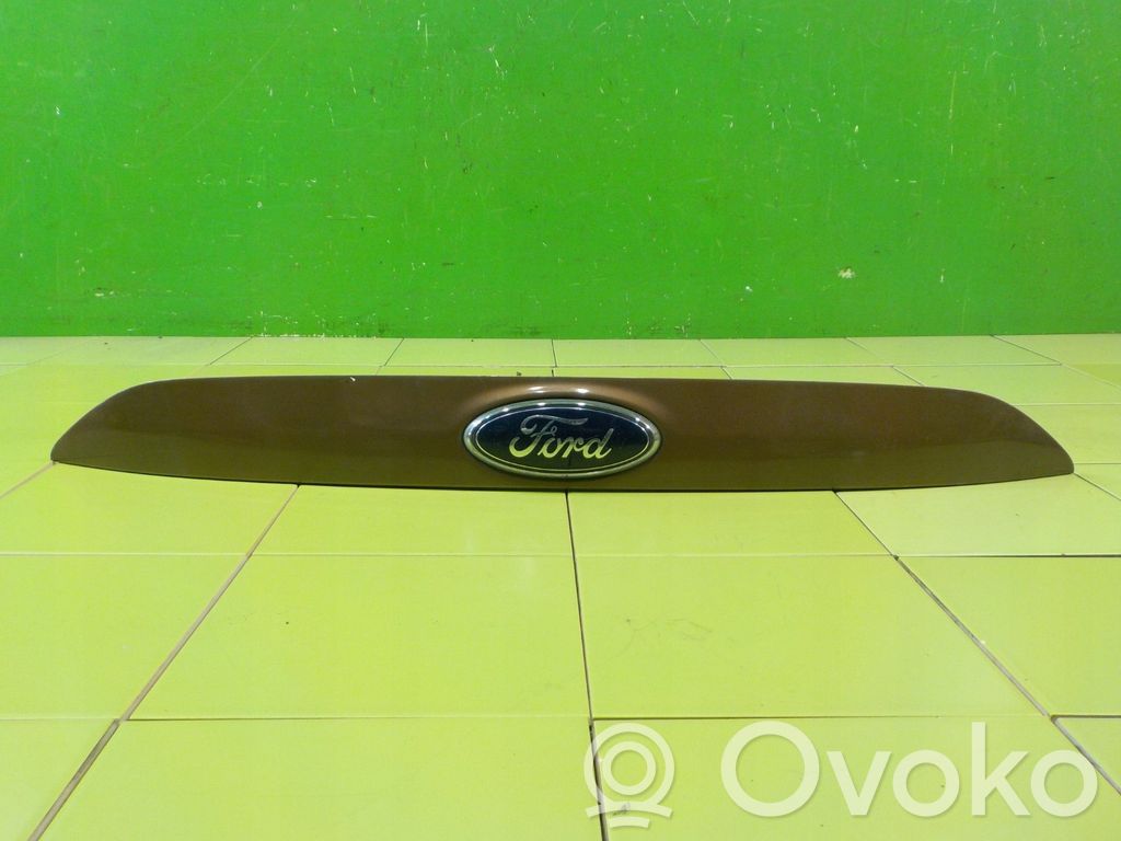 Ford Kuga II Listwa światła tylnego/osłona tablicy rejestracyjnej 