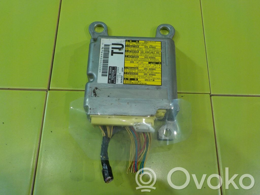 Toyota iQ Sterownik / Moduł Airbag 