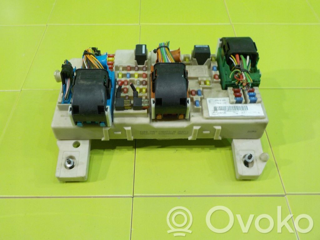 Ford Kuga I Set scatola dei fusibili 
