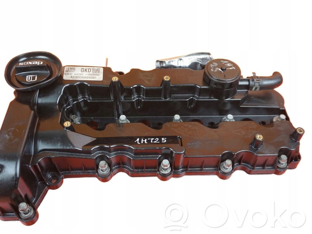 Opel Astra K Pokrywa zaworów 
