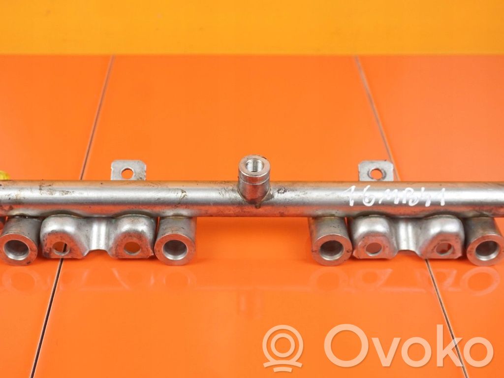 Peugeot RCZ Fuel line pipe 