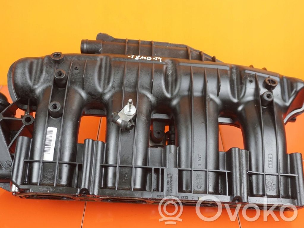 Audi A3 8Y Colector de admisión 