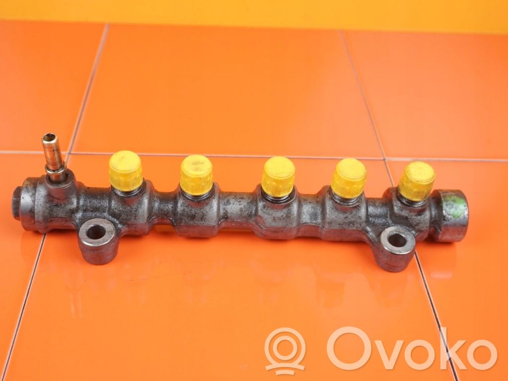 Renault Master II Tubo de alimentación del combustible 