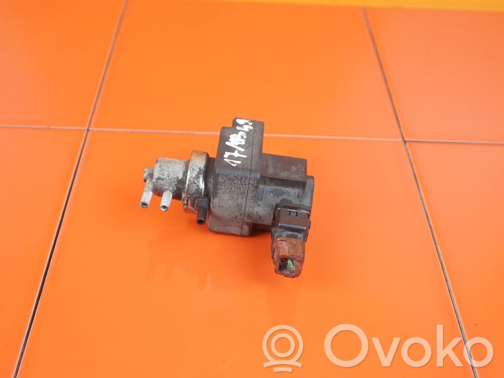 Nissan Navara D40 Sensor de presión de combustible 