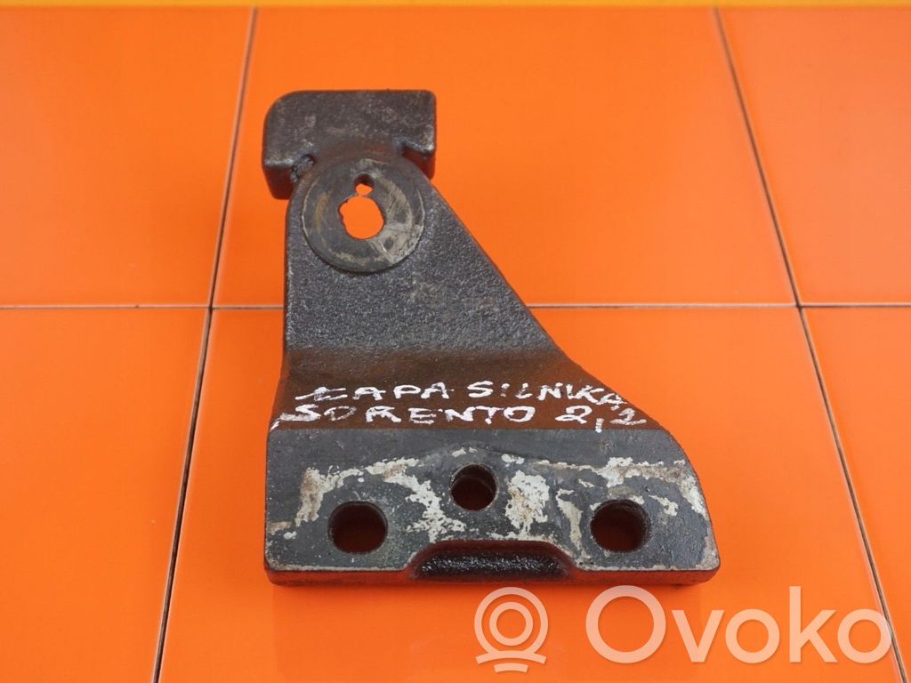 KIA Sorento Supporto di montaggio del motore (usato) 