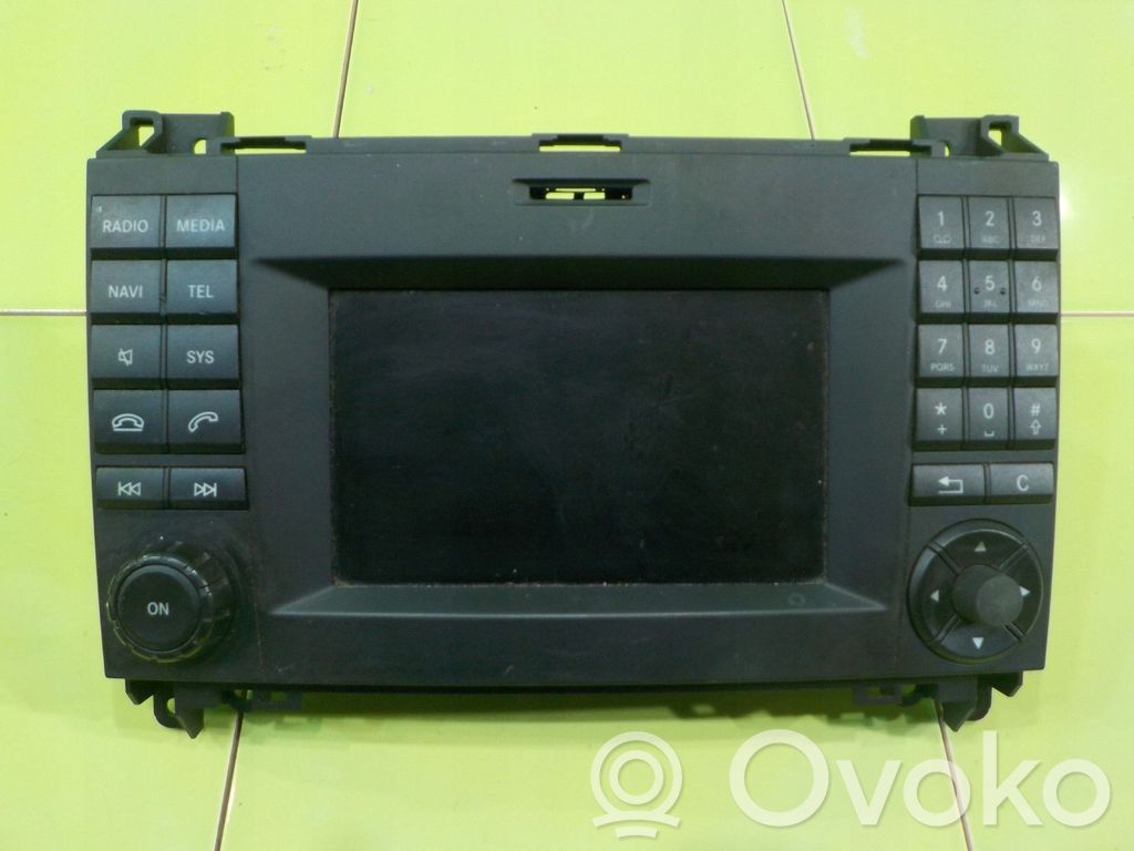 Mercedes-Benz Sprinter W906 Panel / Radioodtwarzacz CD/DVD/GPS 