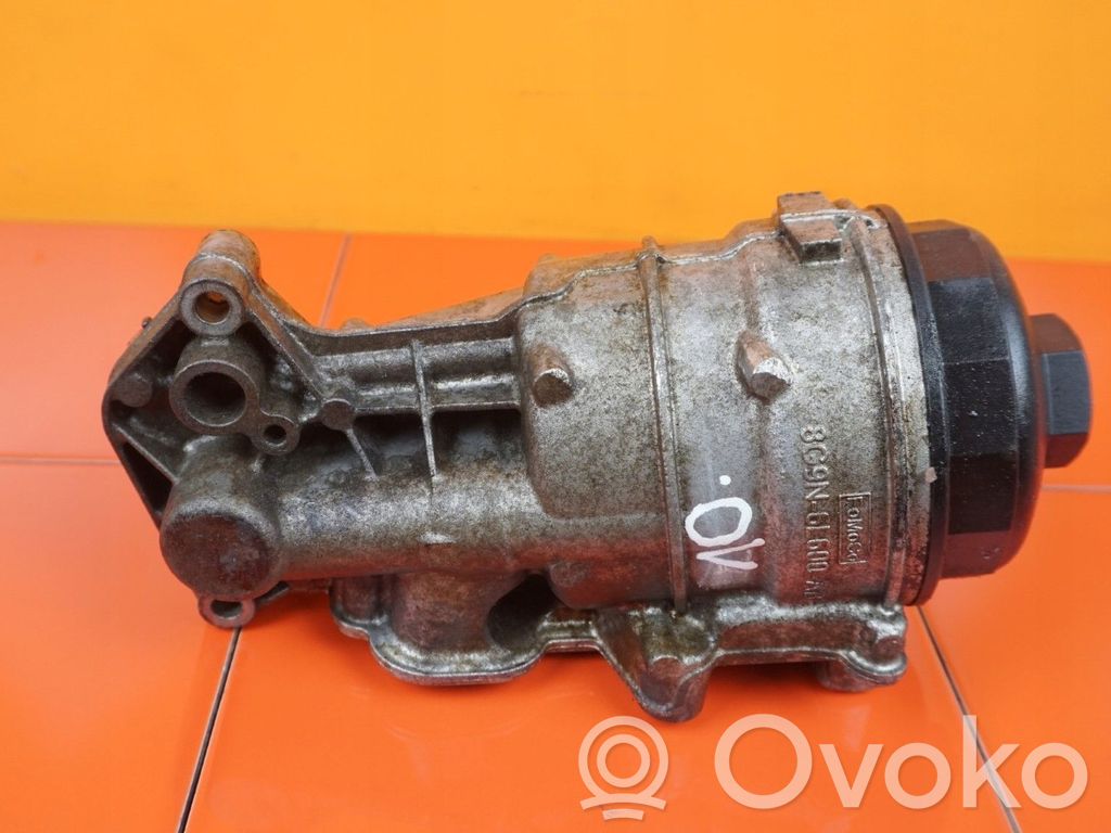 Land Rover Freelander 2 - LR2 Soporte de montaje del filtro de aceite 