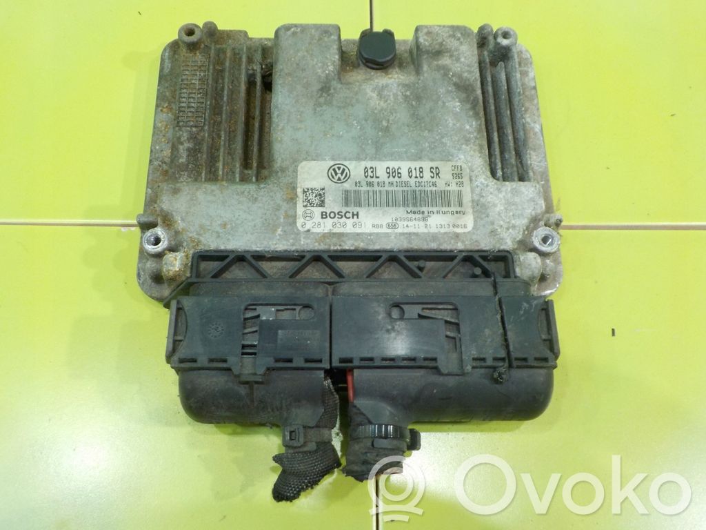 Skoda Superb B6 (3T) Moottorin ohjainlaite/moduuli 