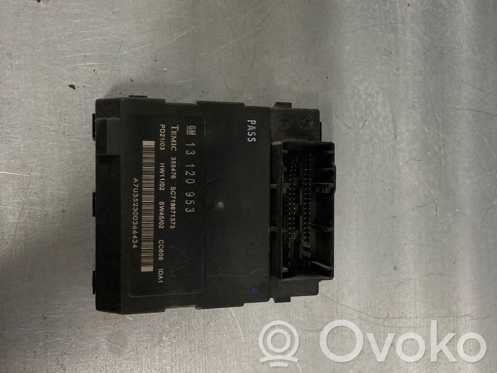 Opel Vectra C Fuse module 