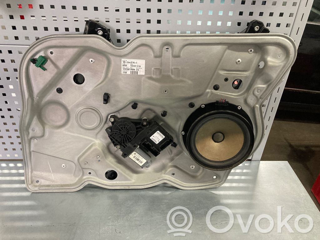 Skoda Octavia Mk2 (1Z) Silnik regulatora szyby drzwi przednich 