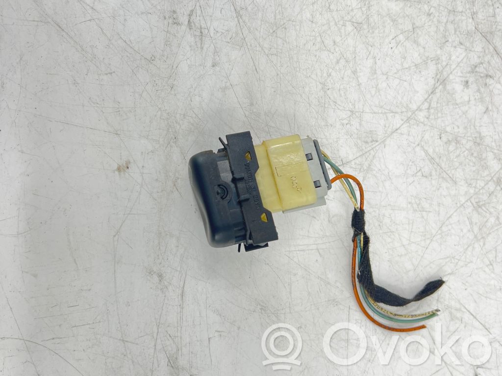 Mercedes-Benz ML W163 Włącznik spryskiwaczy świateł 
