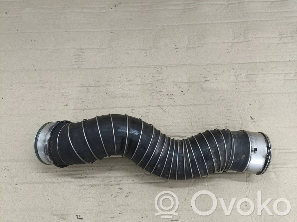 BMW 3 E90 E91 Intercooler hose/pipe 
