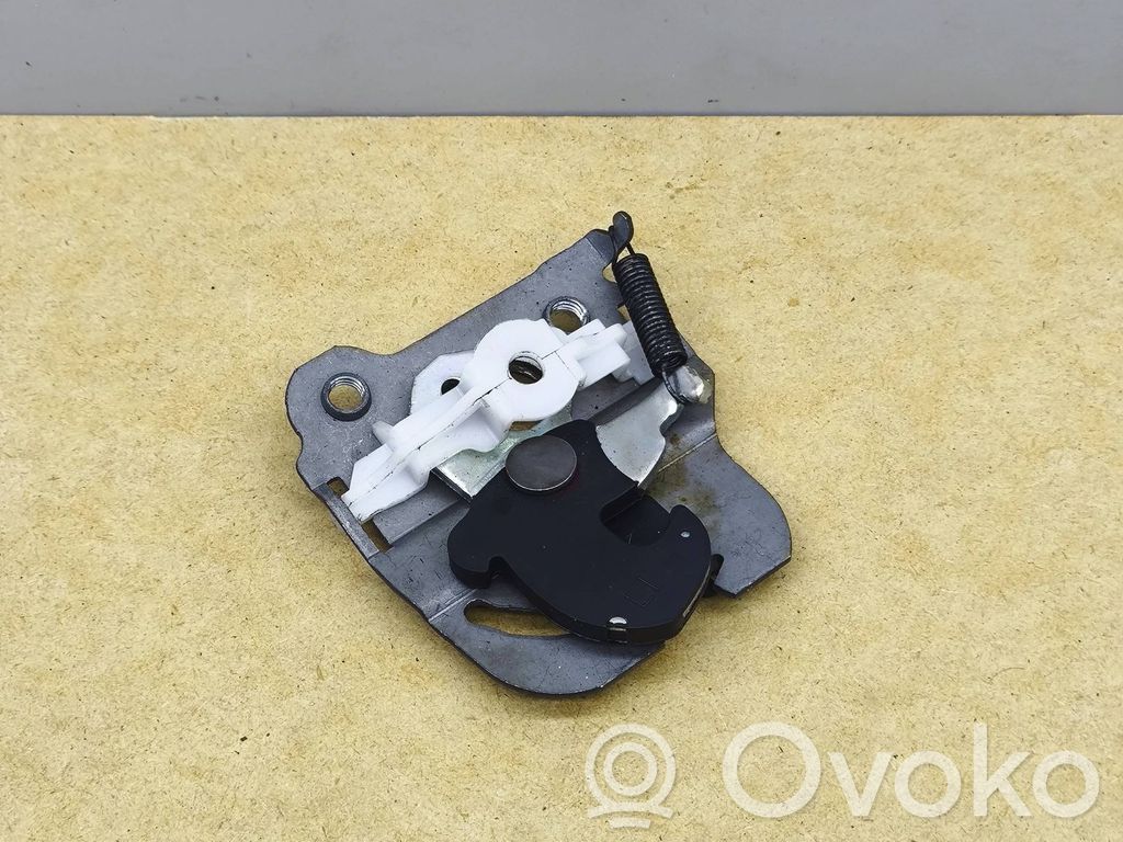 BMW 3 E90 E91 Seat back rest lock catch 