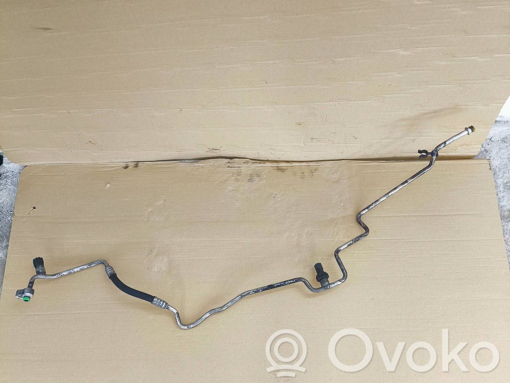 BMW 5 E60 E61 Ilmastointilaitteen putki (A/C) 