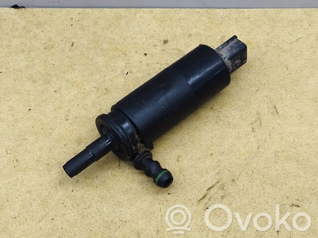 Mercedes-Benz CLK A209 C209 Headlight washer pump 