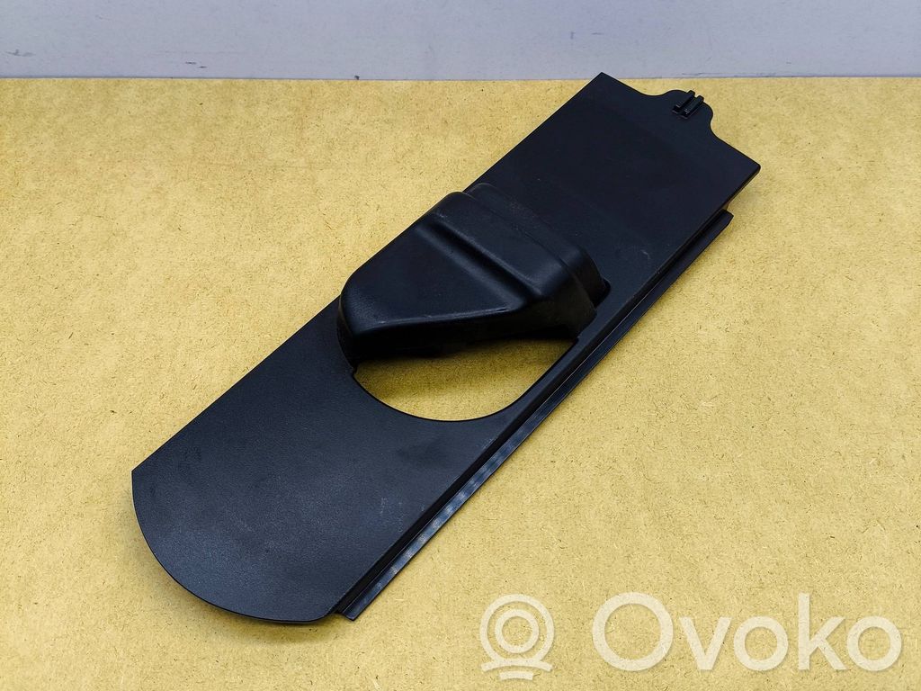Osłona środkowa słupka / C   A2126901530,SP6247