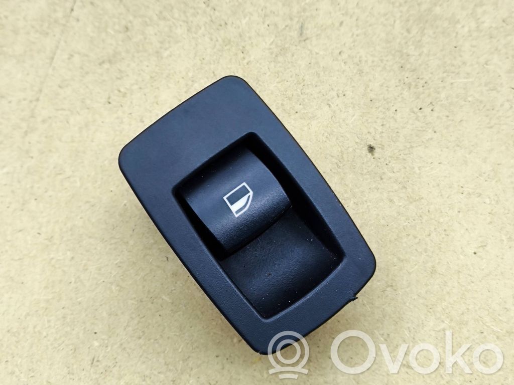 Electric window control switch   6945874,1821B,15939900