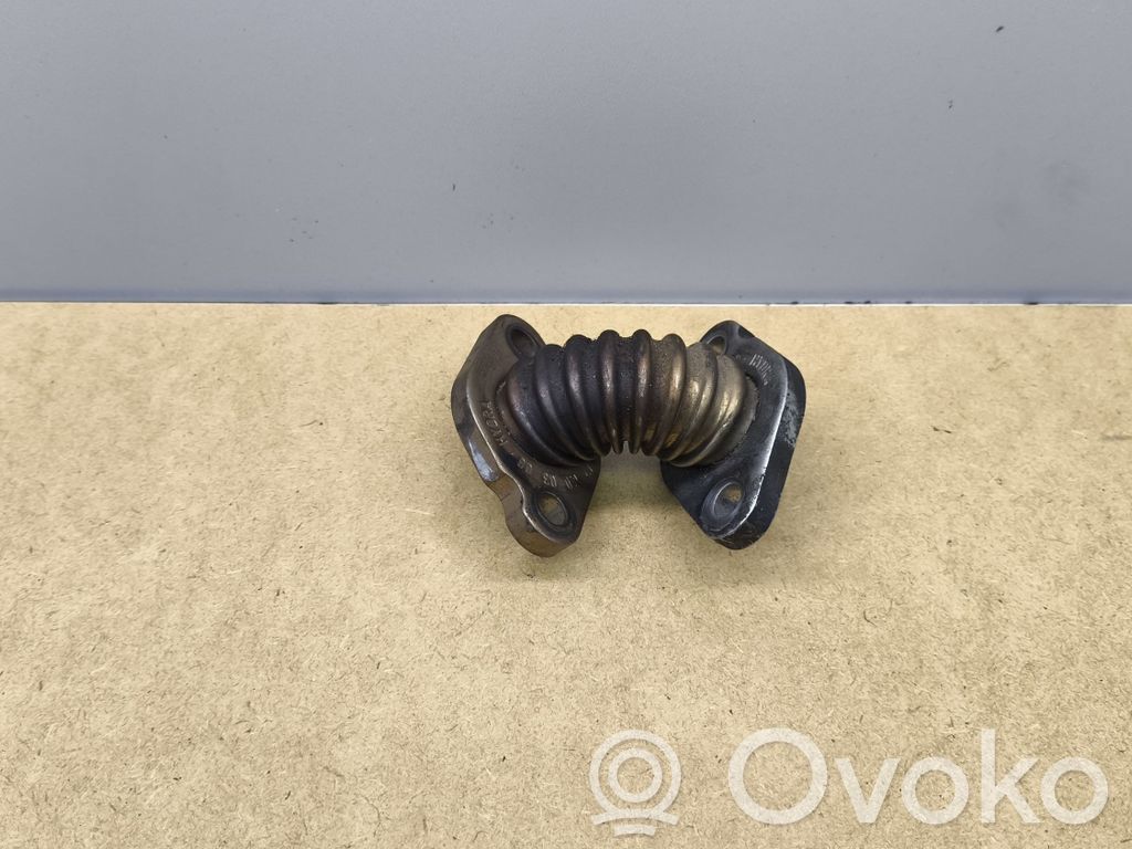 Mercedes-Benz E W211 EGR valve line/pipe/hose 