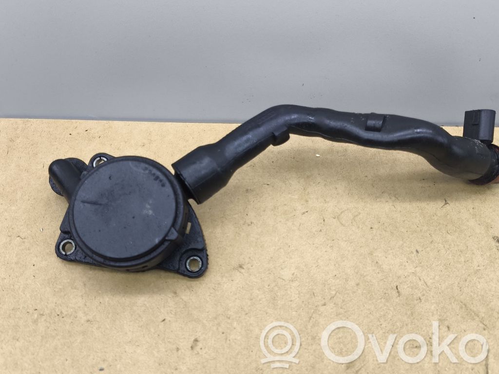 Mercedes-Benz E W211 Breather/breather pipe/hose 