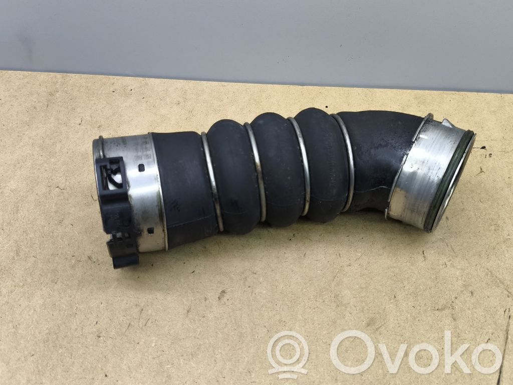 BMW 3 E90 E91 Intercooler hose/pipe 