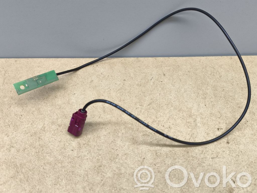 Mercedes-Benz C W205 Antena aérea GPS 