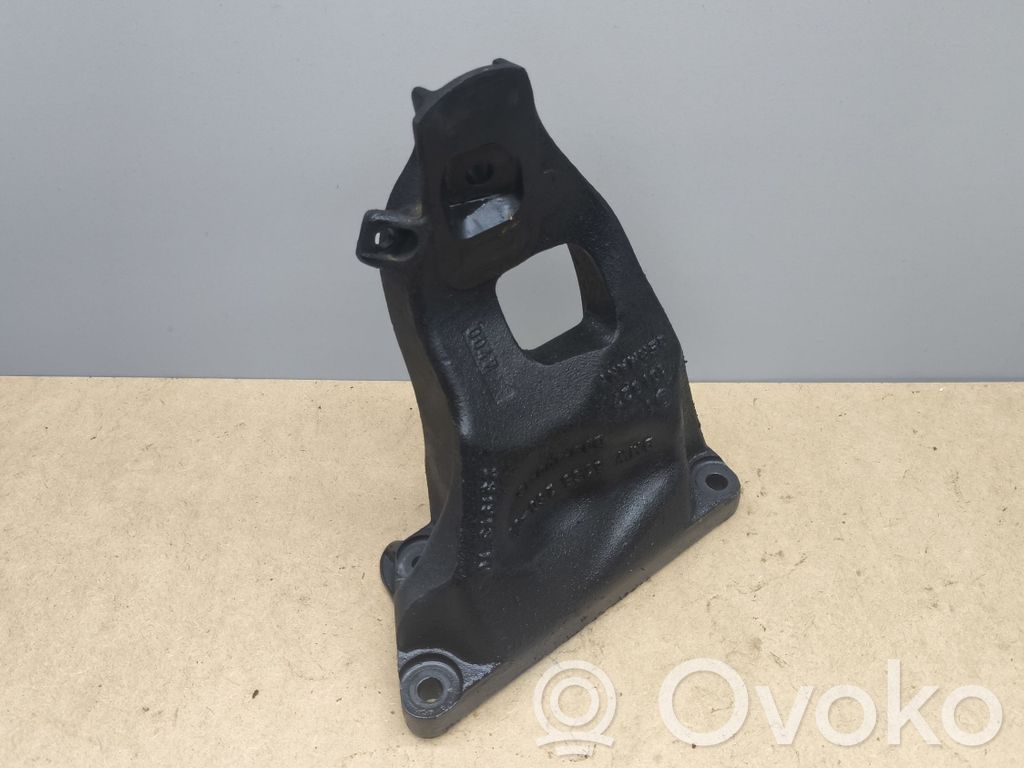 BMW 7 E65 E66 Engine mounting bracket 