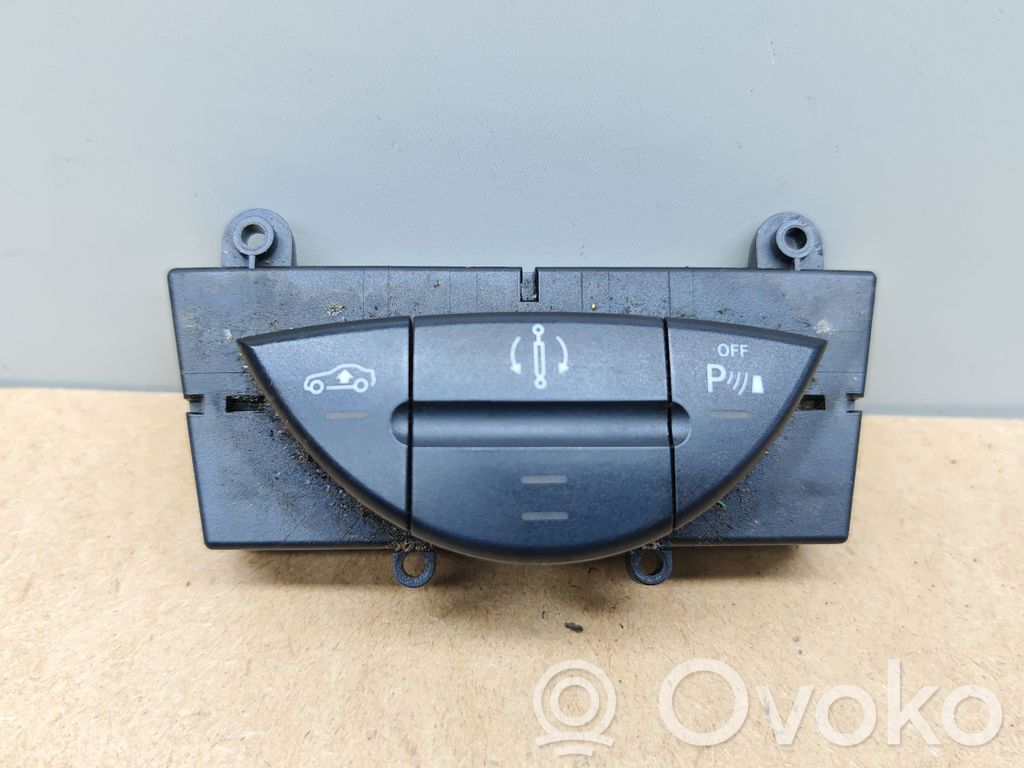 Mercedes-Benz CLS C219 Parking (PDC) sensor switch 