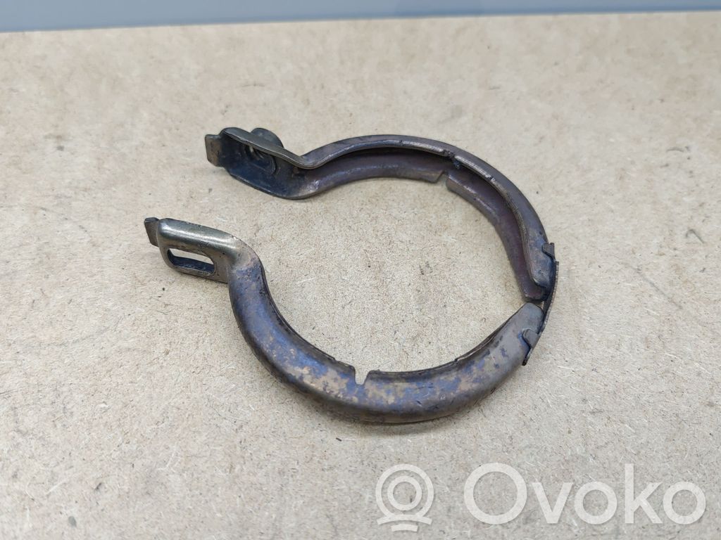 BMW 3 E90 E91 Muffler pipe connector clamp 
