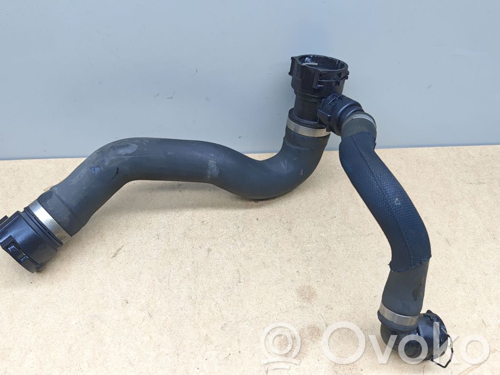BMW X5 E70 Engine coolant pipe/hose 