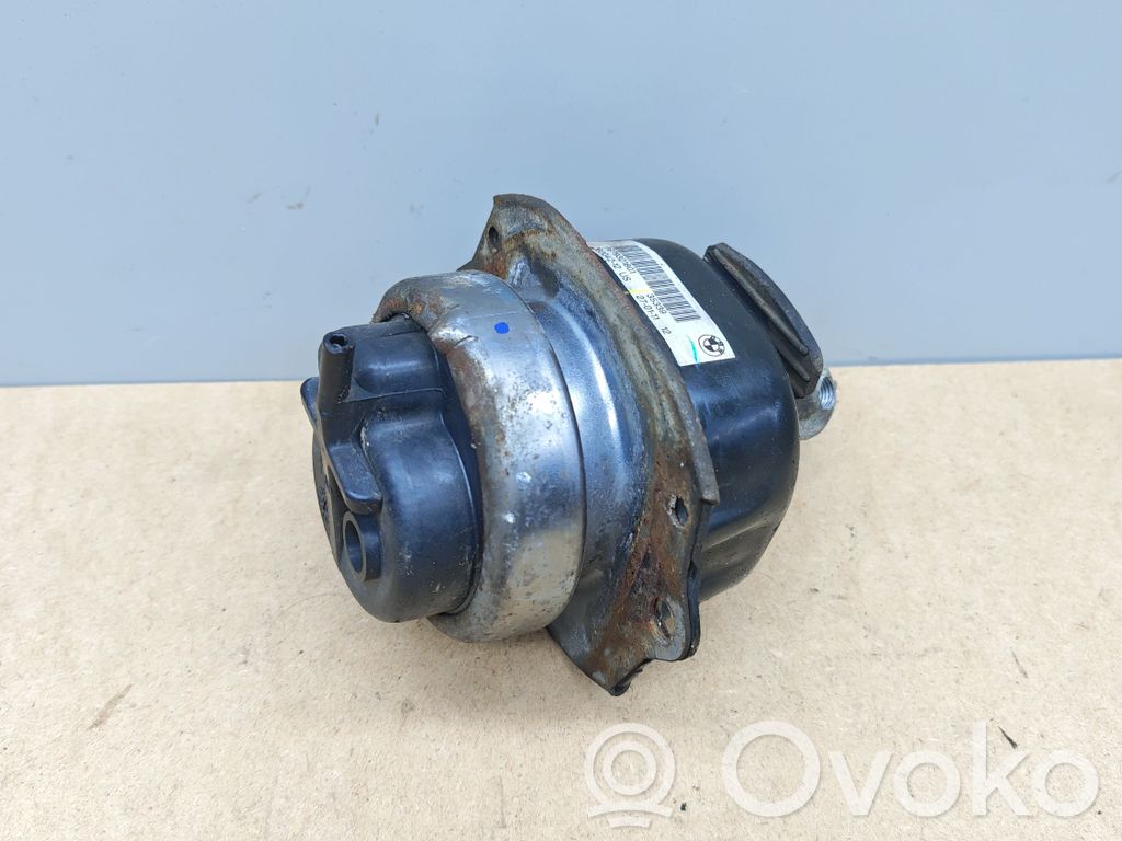 BMW X5 E70 Engine mount bracket 