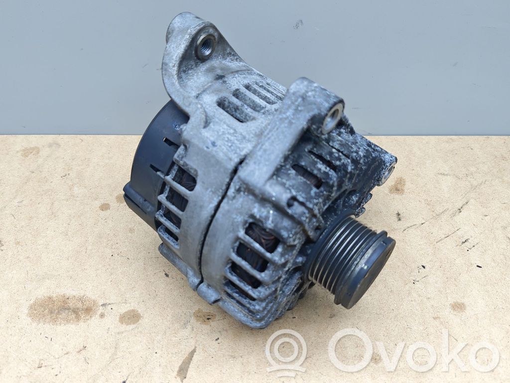 BMW 1 F20 F21 Generatorius 