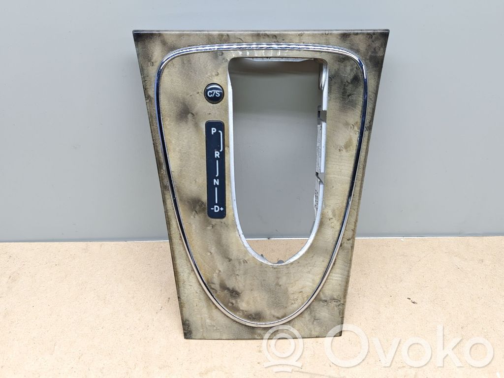 Mercedes-Benz E W211 Consola de plástico de la palanca de cambios 