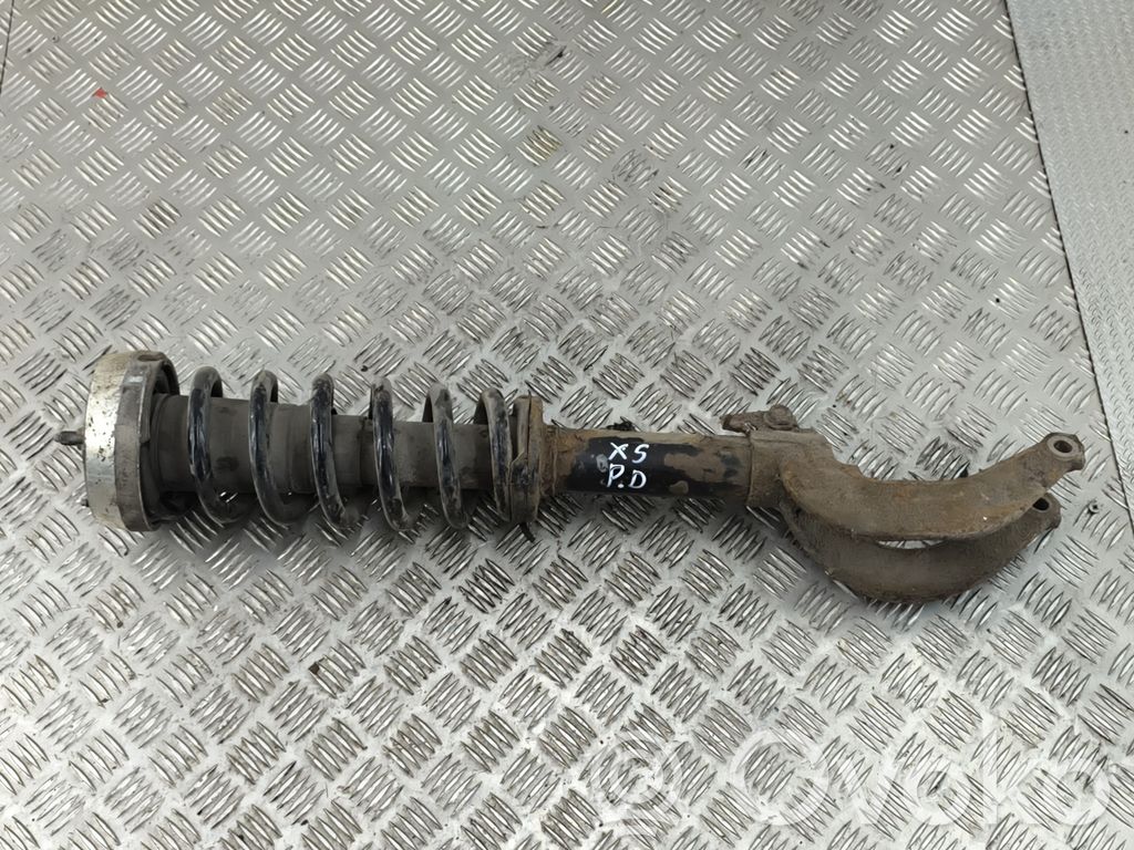 BMW X5 E70 Etuiskunvaimennin 