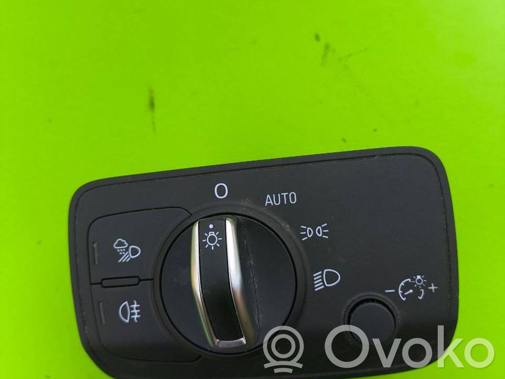 Audi A3 S3 8P Interrupteur d’éclairage 