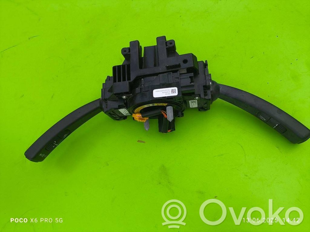 Volvo XC60 Wiper turn signal indicator stalk/switch 
