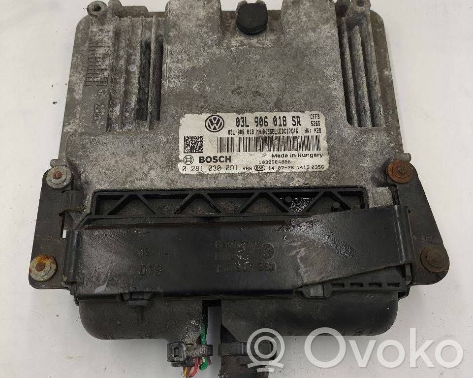 Skoda Superb B6 (3T) Engine control unit/module 