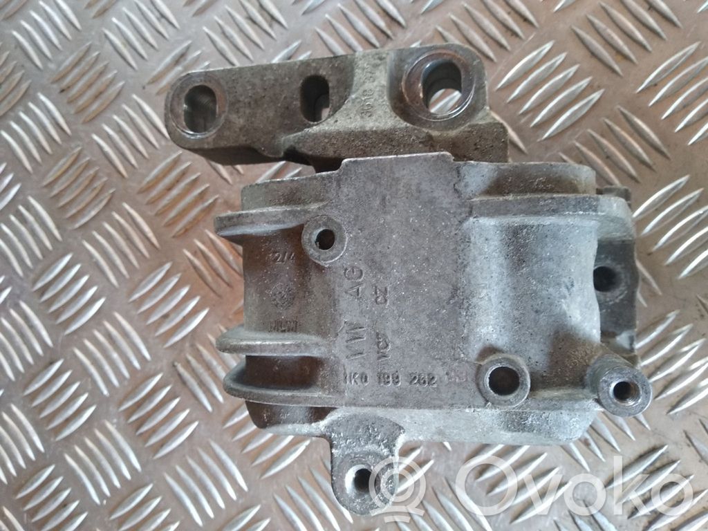 Engine mount bracket   1K0199262BB