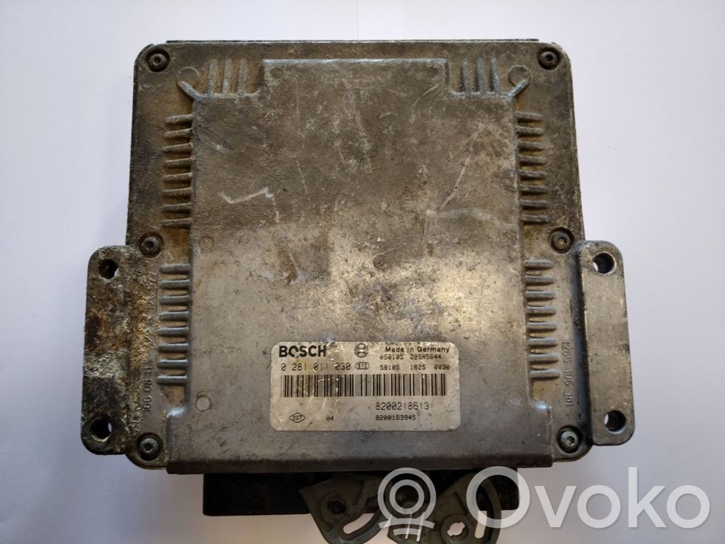 Renault Megane II Engine control unit/module 