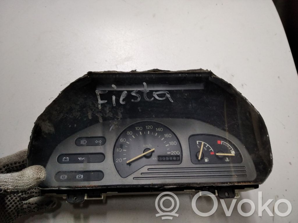 Ford Fiesta Nopeusmittari (mittaristo) 