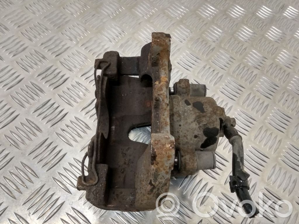 Opel Astra H Etujarrusatula 