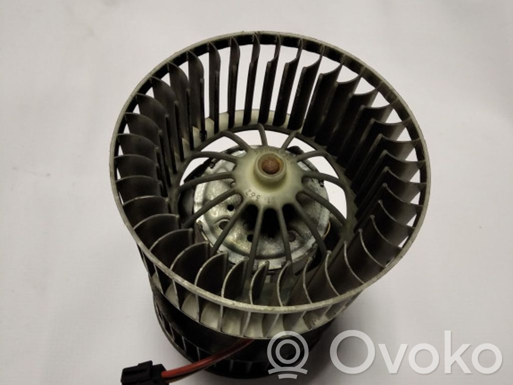 Mazā radiatora ventilators