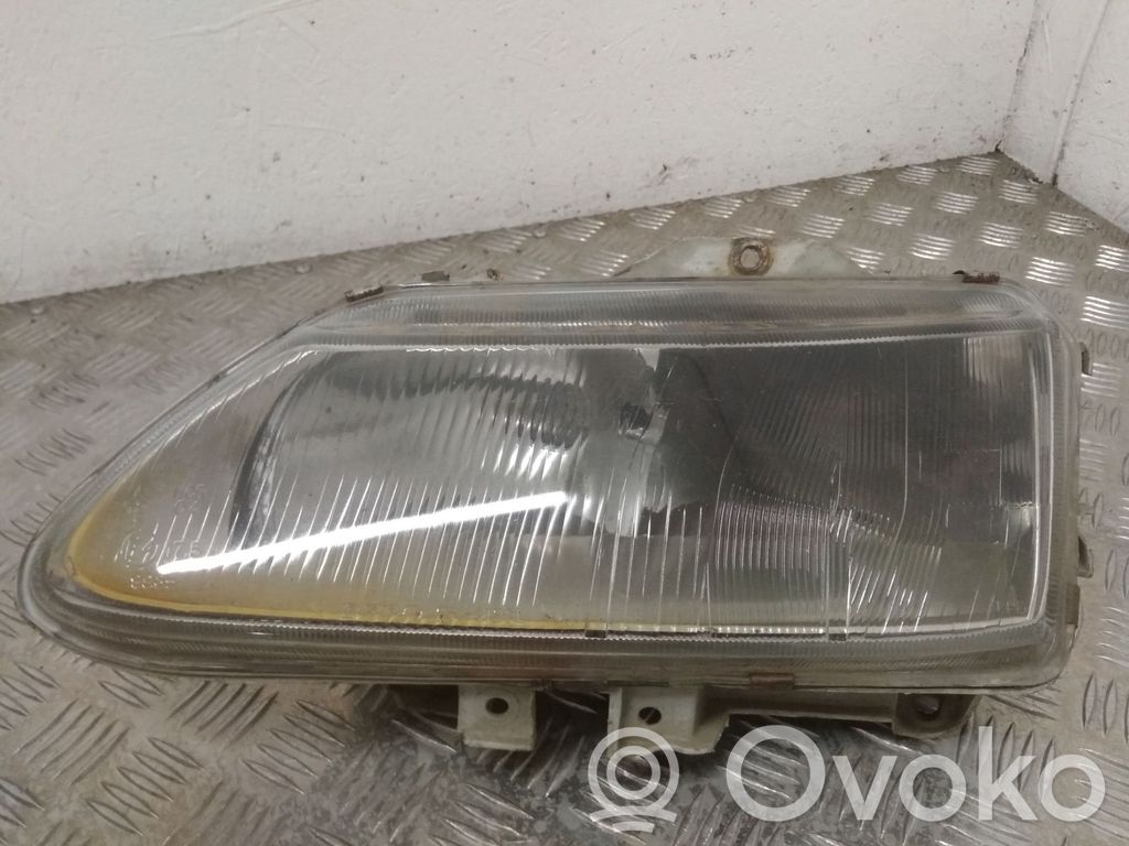 Scheinwerfer   085511120